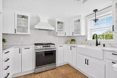 25 Fairmount St, New Bedford, MA 02740 - Photo 13