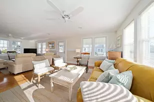 117 Manomet Ave, Hull, MA 02045 - Photo 15