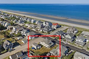 70 Coburn St, Hull, MA 02045 - Photo 3