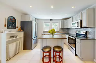 3 Remsen Ave, Medfield, MA 02052 - Photo 3