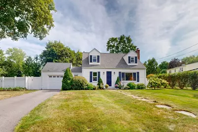 3 Remsen Ave, Medfield, MA 02052 - Photo 1