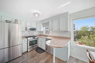 106 Park Ave W, Lowell, MA 01852 - Photo 11