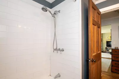 78 Hathaway St, Wareham, MA 02571 - Photo 15