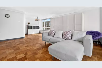 60 Babcock St #32, Brookline, MA 02446 - Photo 5