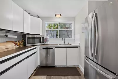 116 Waite St #4, Revere, MA 02151 - Photo 5