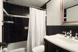 80 N Warren St, Woburn, MA 01801 - Photo 11