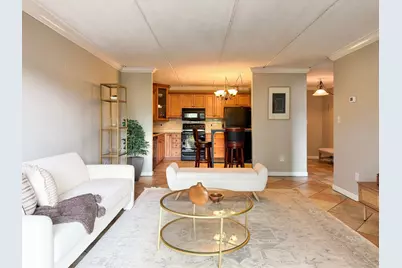 80 N Warren St #37, Woburn, MA 01801 - Photo 5