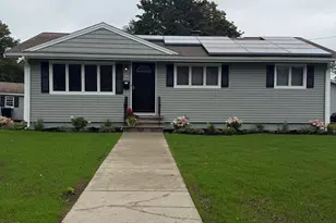 41 Hathaway Ave, Beverly, MA 01915 - Photo 1