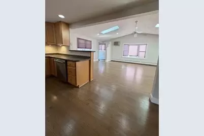 41 Hathaway Ave, Beverly, MA 01915 - Photo 9