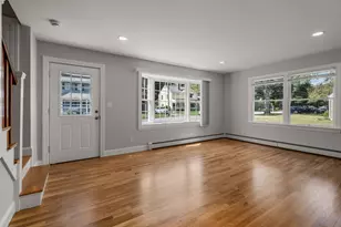 31 Leary St, Wayland, MA 01778 - Photo 3