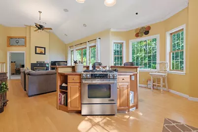 39 Cordaville Rd, Ashland, MA 01721 - Photo 7