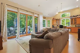 39 Cordaville Rd, Ashland, MA 01721 - Photo 9