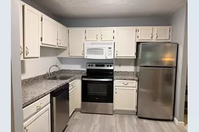 491 W Central St #D1, Franklin, MA 02038 - Photo 7