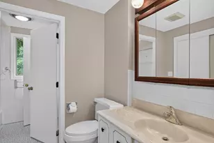 14 Fred St, Burlington, MA 01803 - Photo 17