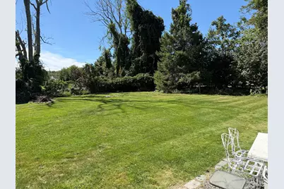 233 Gifford Ave, Somerset, MA 02726 - Photo 9