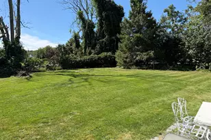 233 Gifford Ave, Somerset, MA 02726 - Photo 9