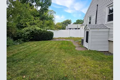 11 Tuttle Lane, Saugus, MA 01906 - Photo 3