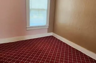 37 Barclay St, Lowell, MA 01851 - Photo 17