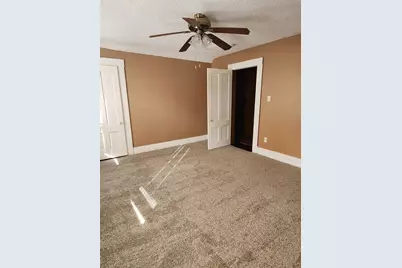37 Barclay  Street, Lowell, MA 01851 - Photo 27