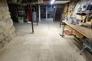 37 Barclay St, Lowell, MA 01851 - Photo 19