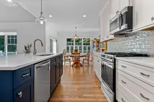 67 Colts Way, Attleboro, MA 02703 - Photo 5