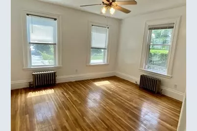 42 Henshaw St #1, Newton, MA 02465 - Photo 5