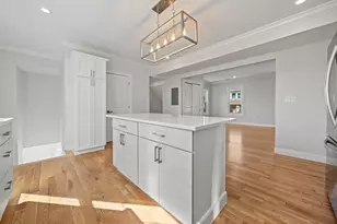 62 Pleasant St, Winthrop, MA 02152 - Photo 7