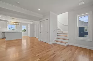 62 Pleasant St, Winthrop, MA 02152 - Photo 11