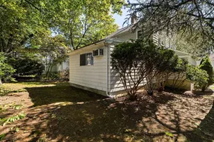 51 Iroquois Rd, Arlington, MA 02476 - Photo 27