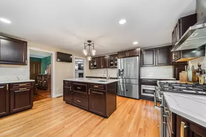 20 Harnden St, Wilmington, MA 01887 - Photo 7
