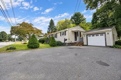 430 W Britannia St, Taunton, MA 02780 - Photo 3