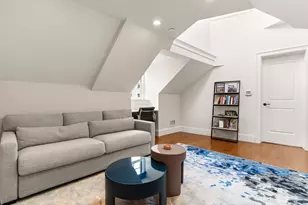31 Mt Vernon St, Boston, MA 02108 - Photo 21