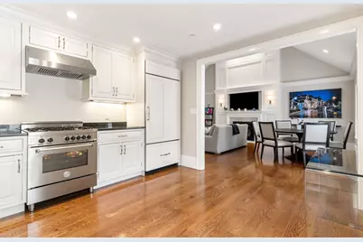 31 Mount Vernon St #4, Boston, MA 02108 - Photo 9