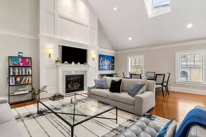31 Mount Vernon St #4, Boston, MA 02108 - Photo 3