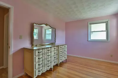 136 Sherwood Dr S, Marlborough, MA 01752 - Photo 15