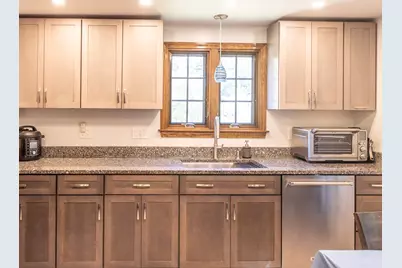 1187 South St., Needham, MA 02492 - Photo 3