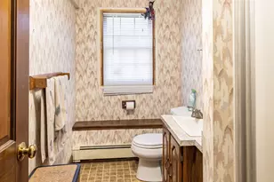 1187 South St, Needham, MA 02492 - Photo 23