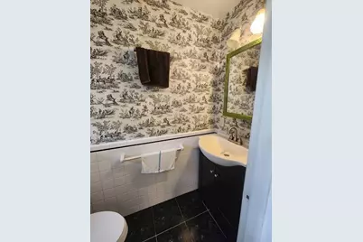 203 Burncoat St, Worcester, MA 01606 - Photo 15