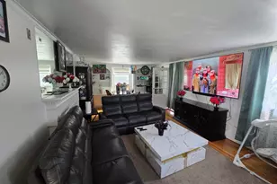 203 Burncoat St, Worcester, MA 01606 - Photo 5
