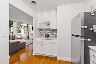 35 Flint St, Salem, MA 01970 - Photo 17