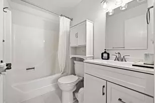 35 Flint St, Salem, MA 01970 - Photo 21