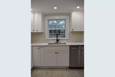 65 Thomas Rd, Weymouth, MA 02190 - Photo 9