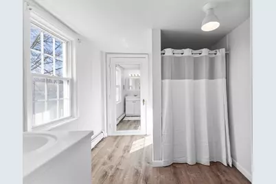 1646 Centre St, Boston, MA 02132 - Photo 19