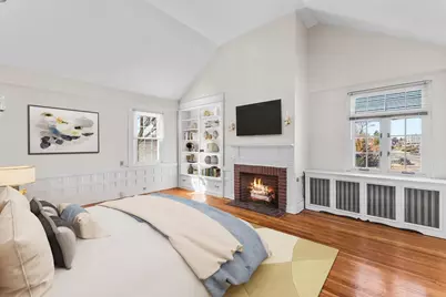 1646 Centre St, Boston, MA 02132 - Photo 21