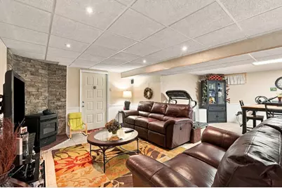 155 Friendship St, Fall River, MA 02724 - Photo 31