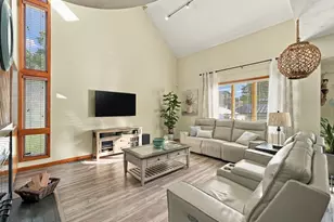 155 Friendship St, Fall River, MA 02724 - Photo 15
