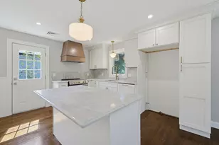 7 Hamilton St, Framingham, MA 01701 - Photo 1