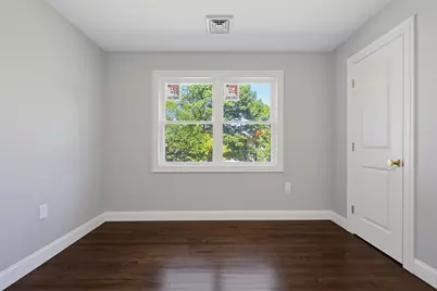 7 Hamilton St, Framingham, MA 01701 - Photo 13