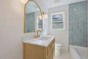 7 Hamilton St, Framingham, MA 01701 - Photo 13