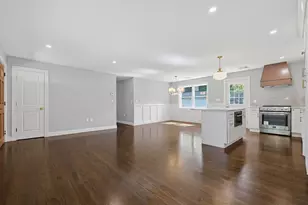 7 Hamilton St, Framingham, MA 01701 - Photo 7